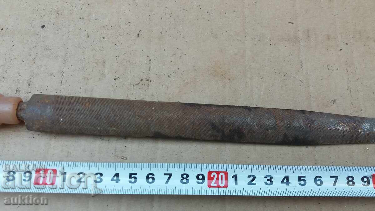 Licitație FERĂSTRĂU VECHI