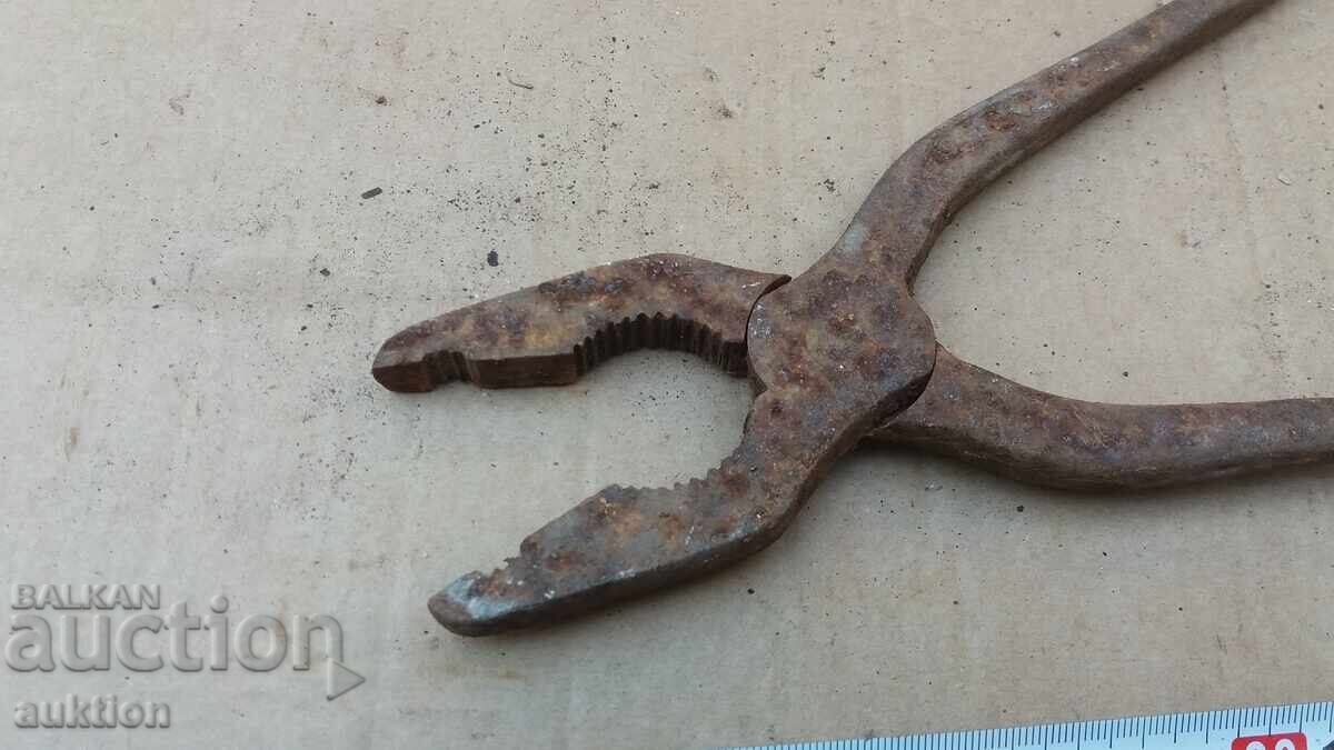 TOGGLE DE FIERAR VECHI - 6 TOGGLE DE FIERAR VECHI - 6