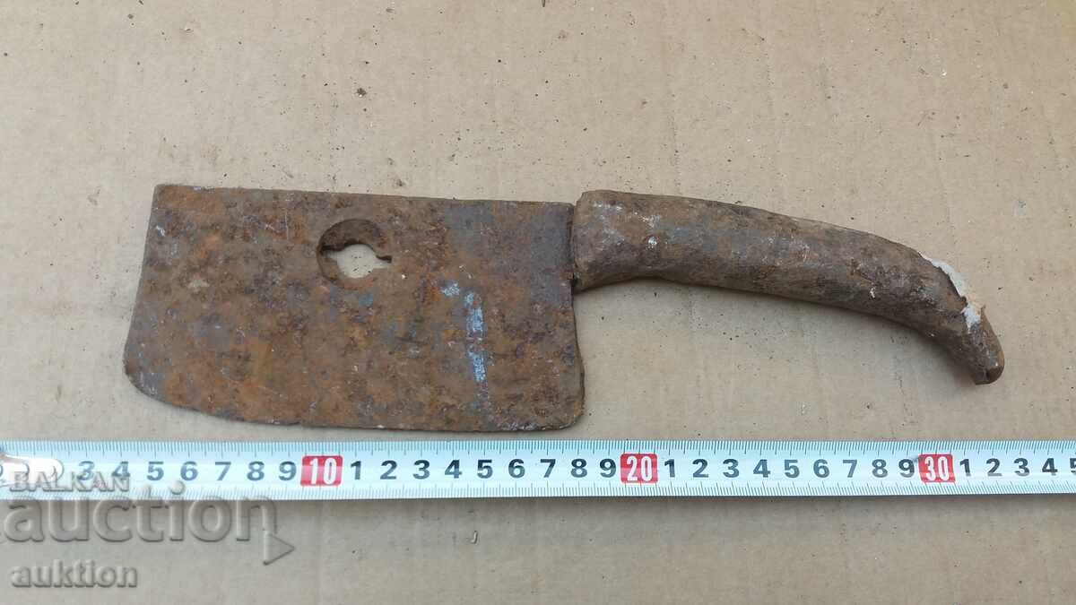 MASSIVE FORGED CLEAVER - 7 MASSIVE FORGED CLEAVER - 7