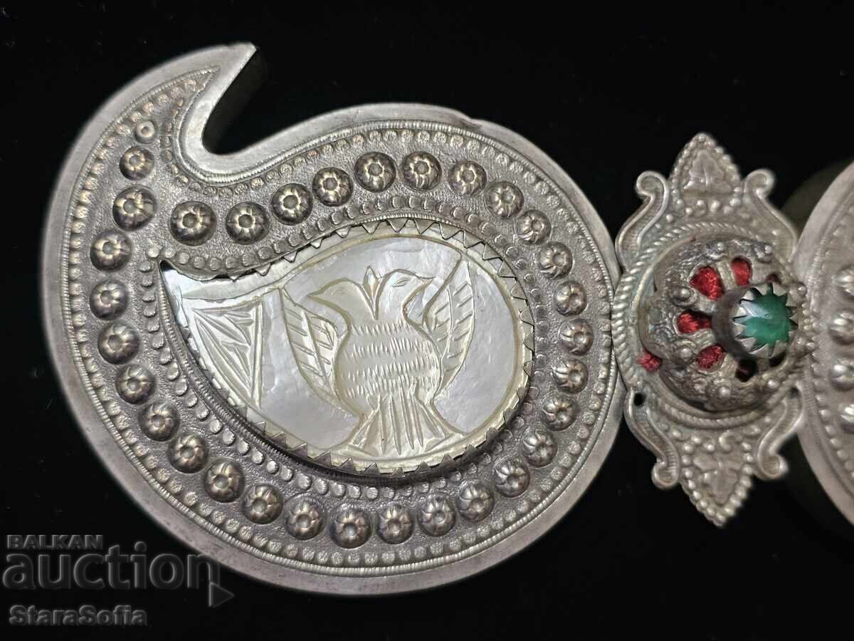 Paftale argintate din perioada Renașterii cu sidef - 5