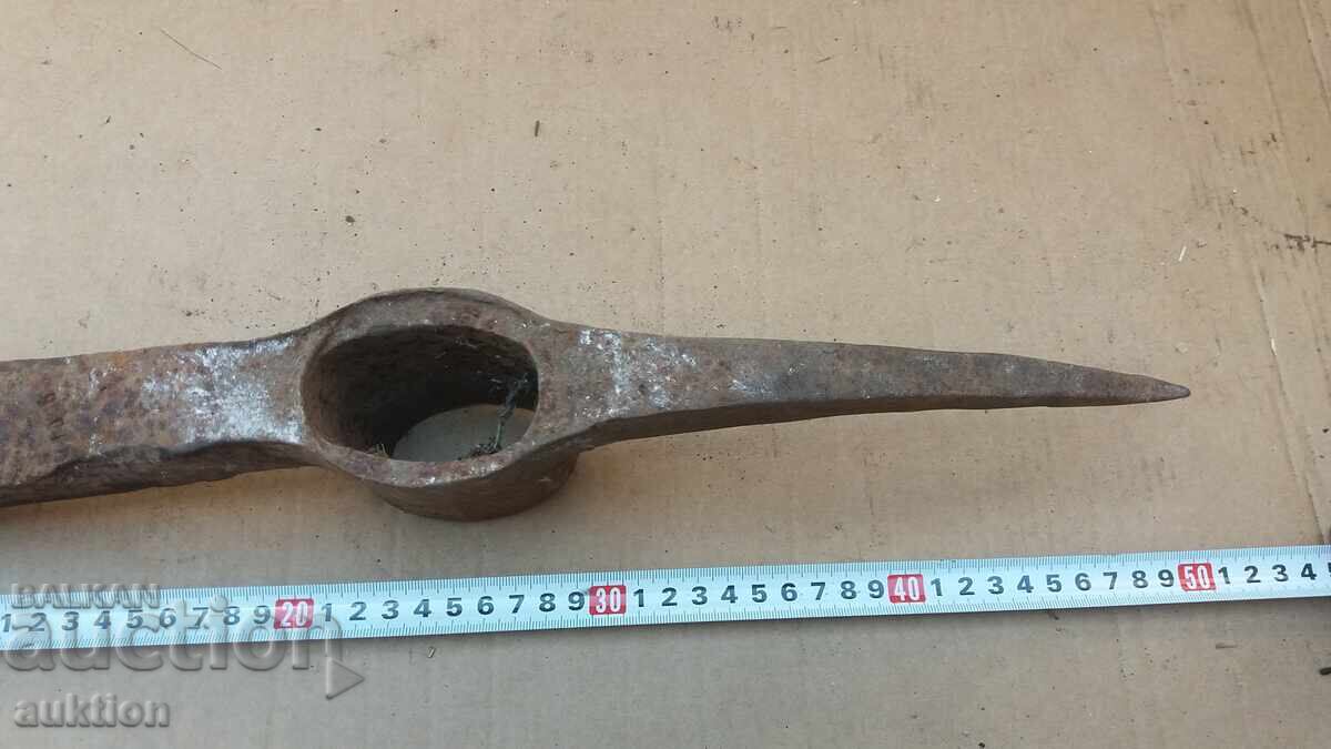 Εξαιρετικό τσάπα με σήμανση με τιμή 10.99 BGN | € 5.62