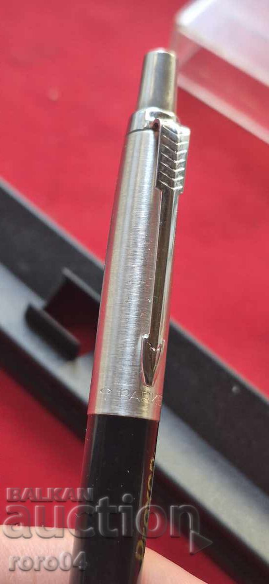 PARKER cu preț 19.99 BGN | € 10.22 PARKER cu preț 19.99 BGN | € 10.22