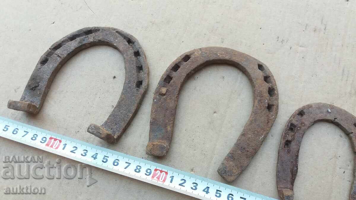LOT OF 3 HORSESHOES - 5 LOT OF 3 HORSESHOES - 5