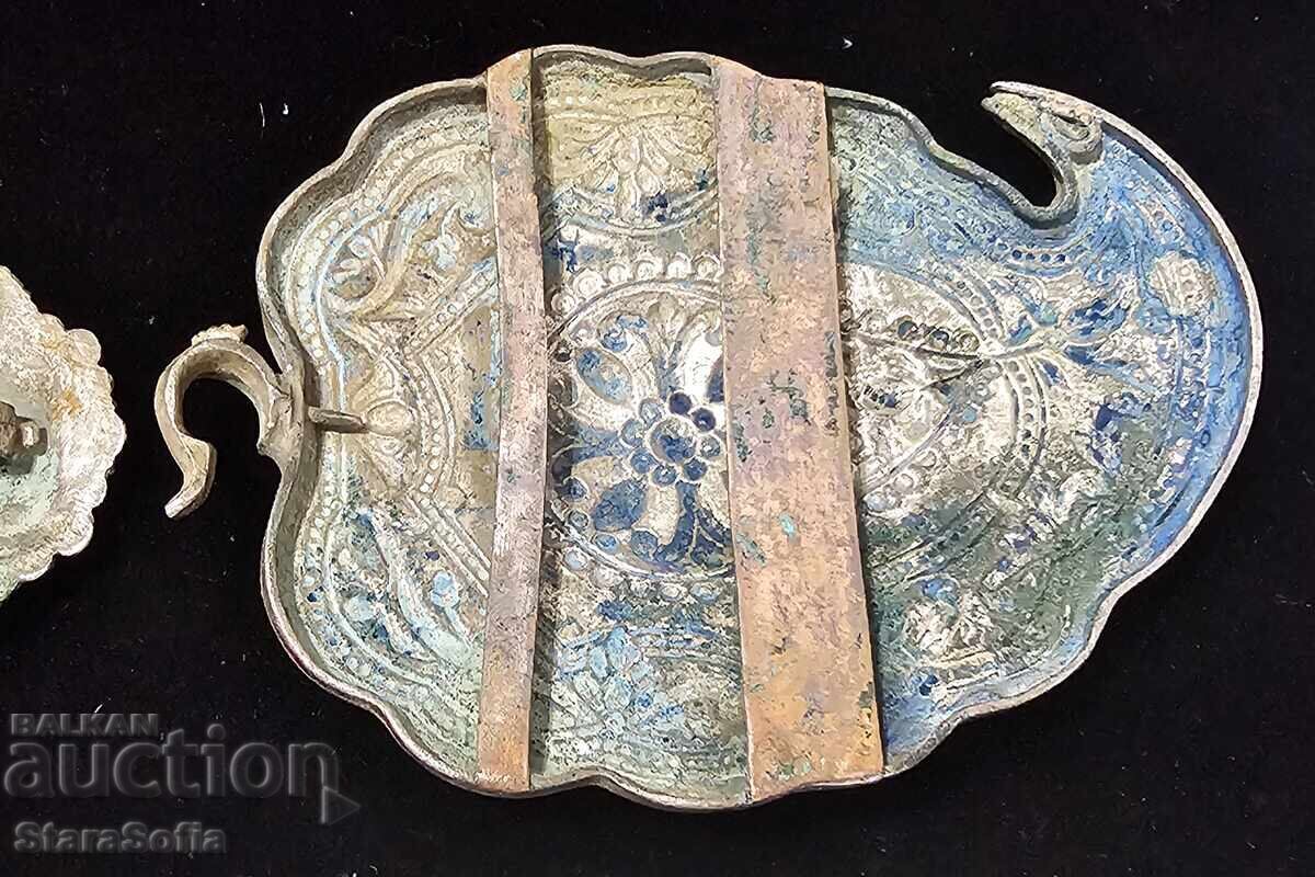 Licitație Paftale argintate renascentiste, lucrate manual