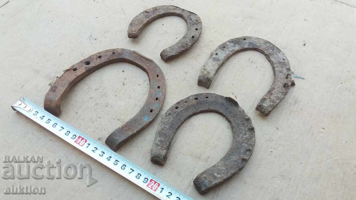 LOT OF 4 FORGED HORSESHOES - 7 LOT OF 4 FORGED HORSESHOES - 7