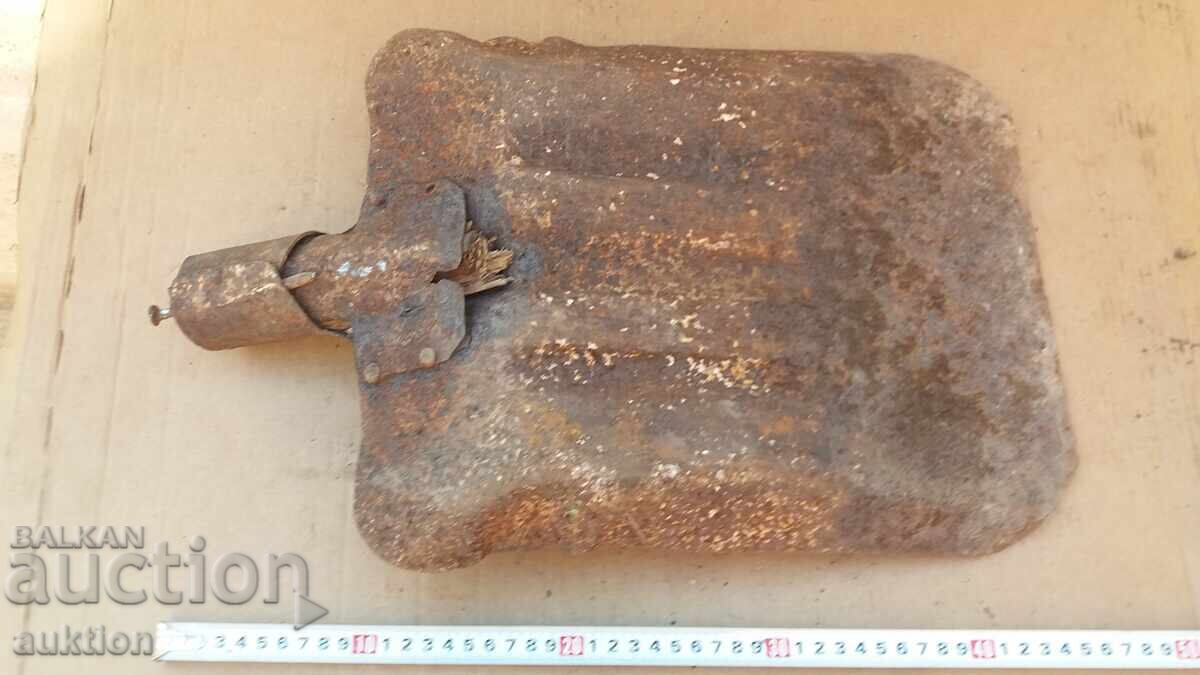 OLD HUGE WROUGHT SHOVEL - 7