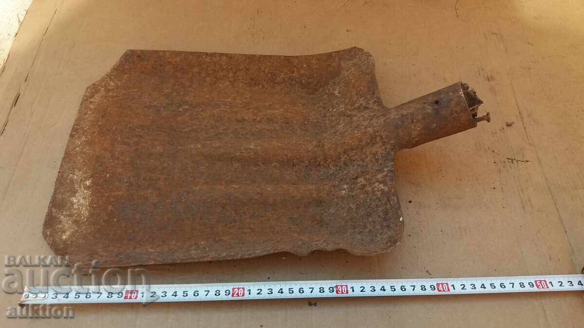 OLD HUGE WROUGHT SHOVEL