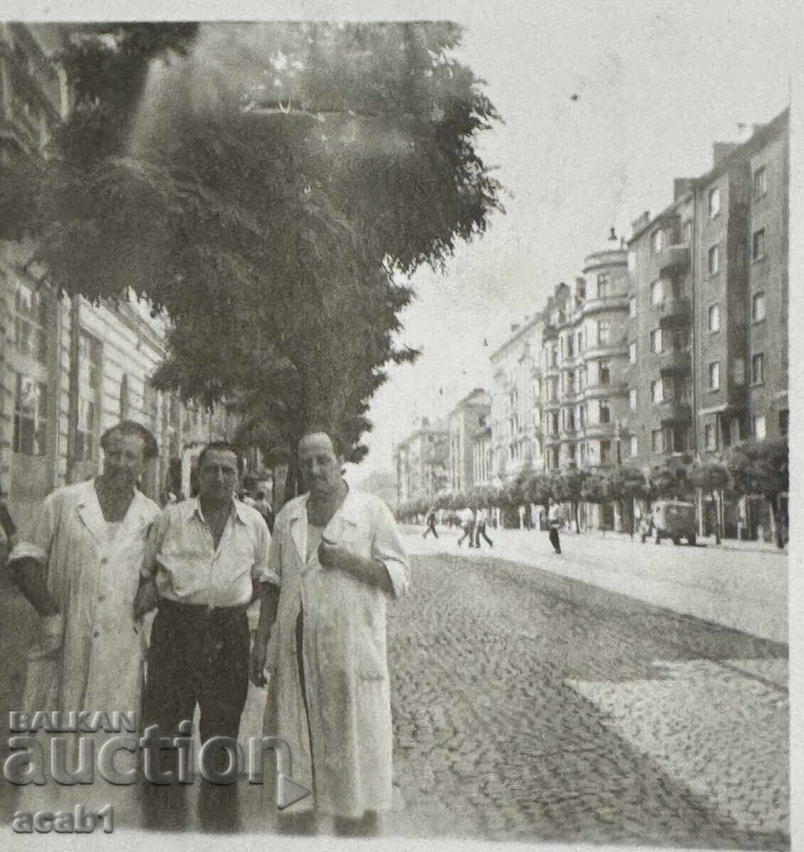 Σόφια, λεωφ. Σταμπόλιισκι, πρώιμη Σοσιαλιστική περίοδος με τιμή 11.99 BGN | € 6.13 Σόφια, λεωφ. Σταμπόλιισκι, πρώιμη Σοσιαλιστική περίοδος με τιμή 11.99 BGN | € 6.13