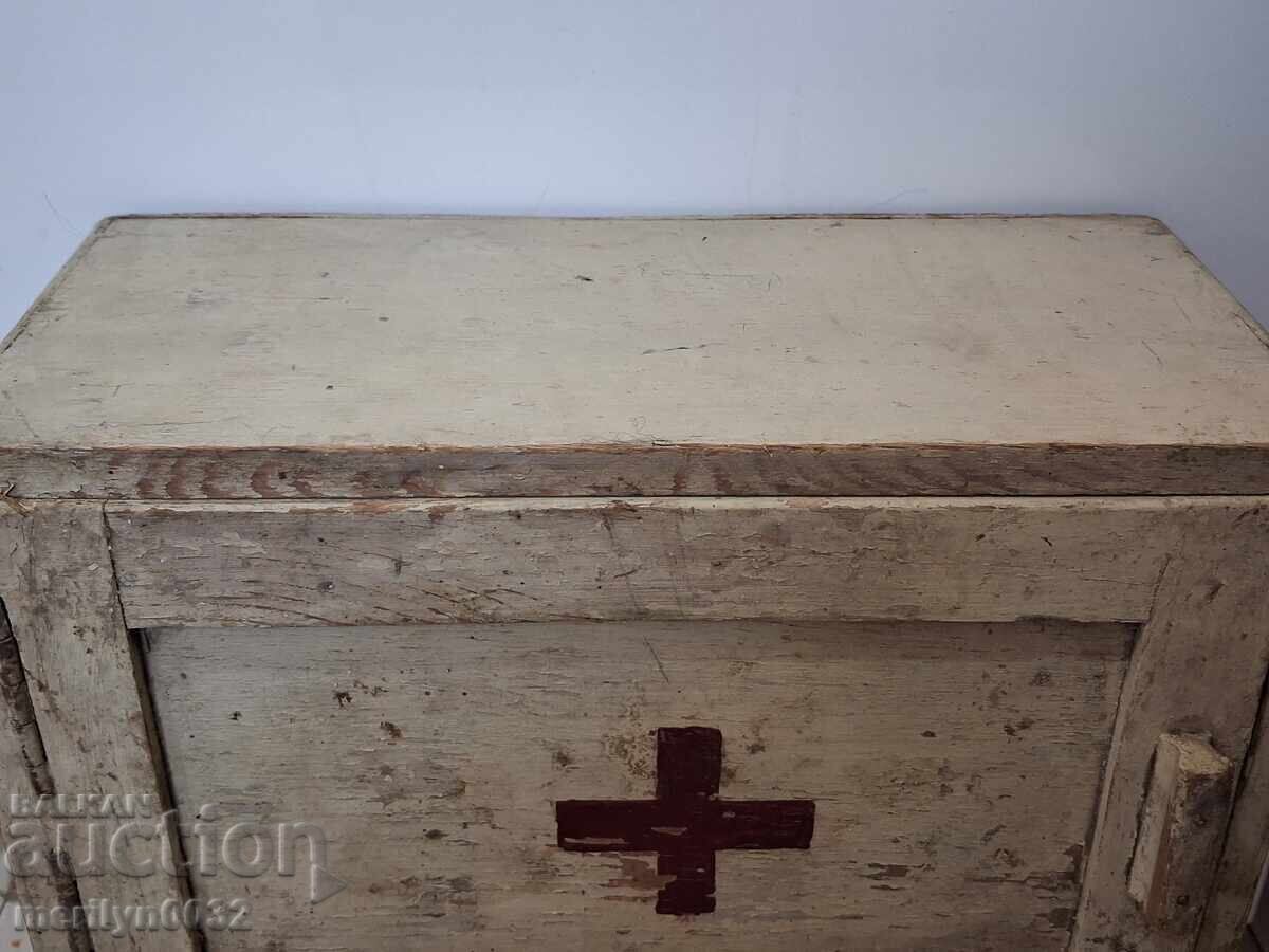 Cutie veche de trusă medicală, dimensiuni 35/23/15 cm - 7