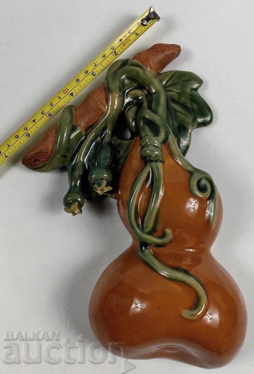 Delivery of BEAUTIFUL CERAMIC WALL VASE VASE