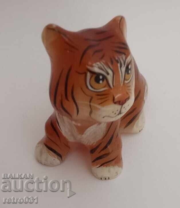 Figurină Tigru din piatră naturală, Piatră de Carneol cu preț 54.00 BGN | € 27.61 Figurină Tigru din piatră naturală, Piatră de Carneol cu preț 54.00 BGN | € 27.61