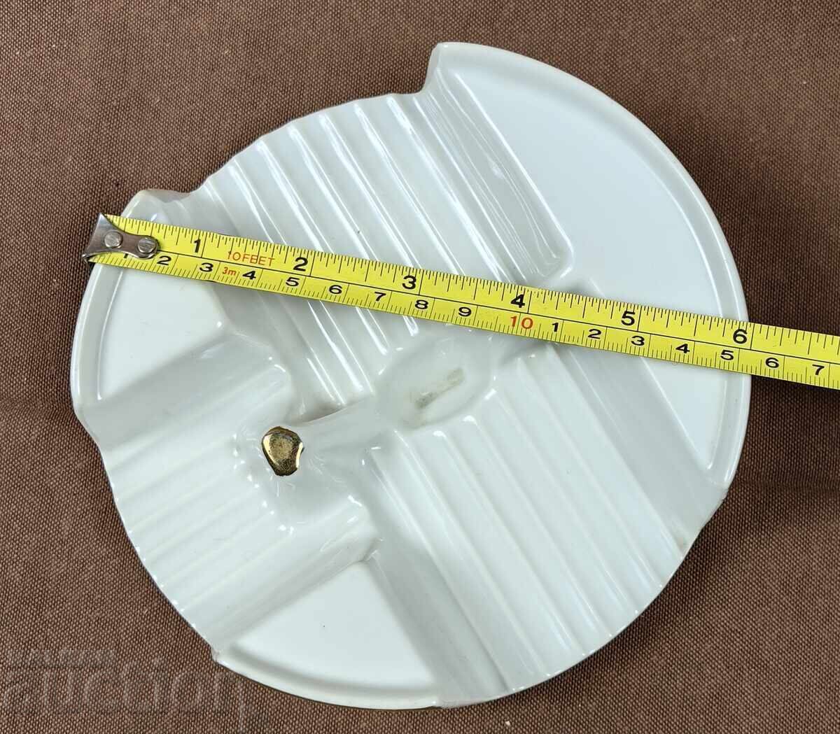 Delivery of VERY RARE PORCELAIN SET? A PORCELAIN CUPBOARD