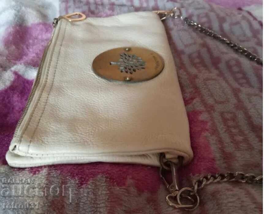 Доставка на Винтидж дамска чанта Mulberry. естествена кожа Доставка на Винтидж дамска чанта Mulberry. естествена кожа