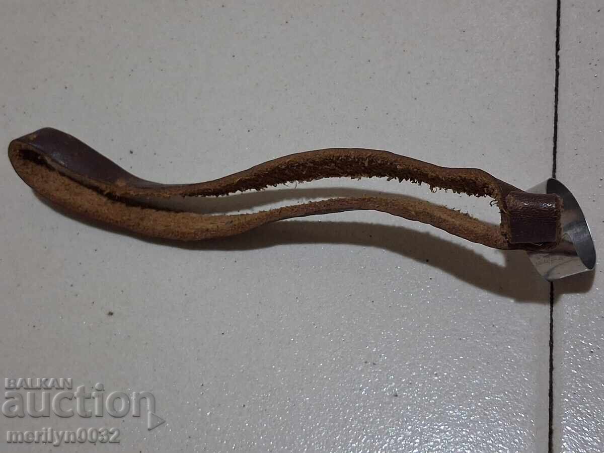 Curea din piele pentru baston de cauciuc Ministerul de Interne RPR anii '80 - 6 Curea din piele pentru baston de cauciuc Ministerul de Interne RPR anii '80 - 6