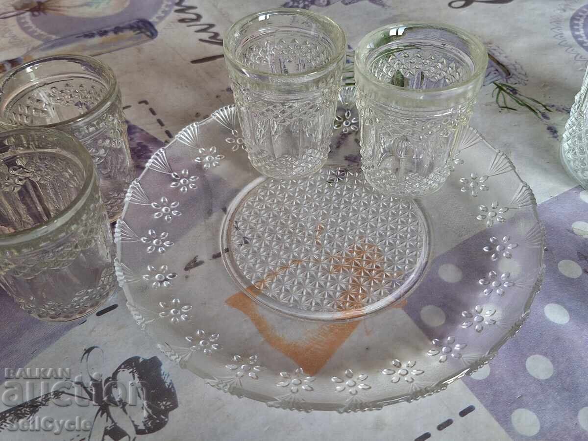 Доставка на ✅СТЪКЛЕН СЕРВИЗ ЗА РАКИЯ - ГАРАФА, ПОДНОС И ЧАШКИ❗