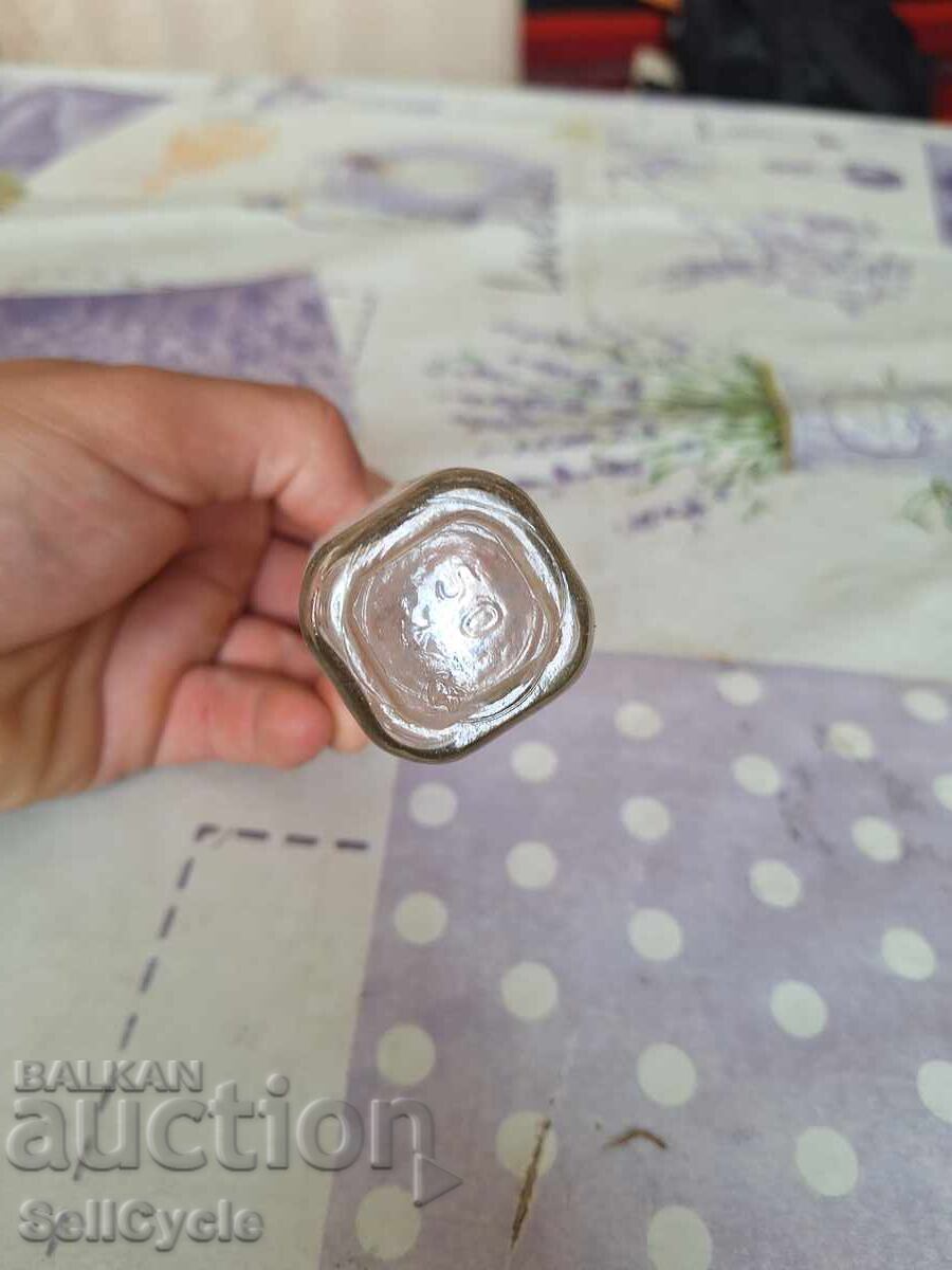 Δημοπρασία ✅Μπουκάλι ουίσκι JOKEY CLUB VINPROM - 50 ML.❗