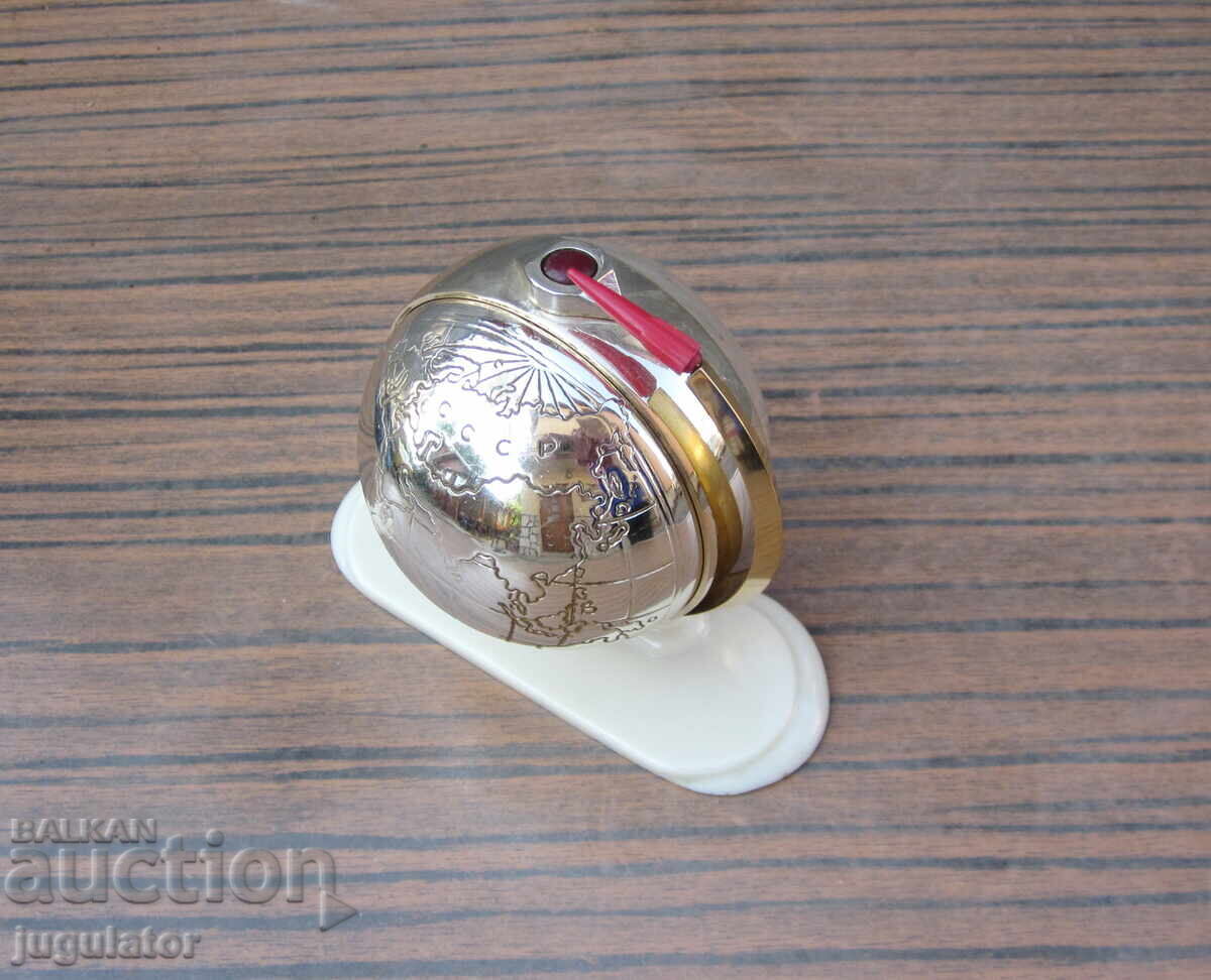 Delivery of Russian Soviet Clock Alarm Sława Globe and Rocket Delivery of Russian Soviet Clock Alarm Sława Globe and Rocket