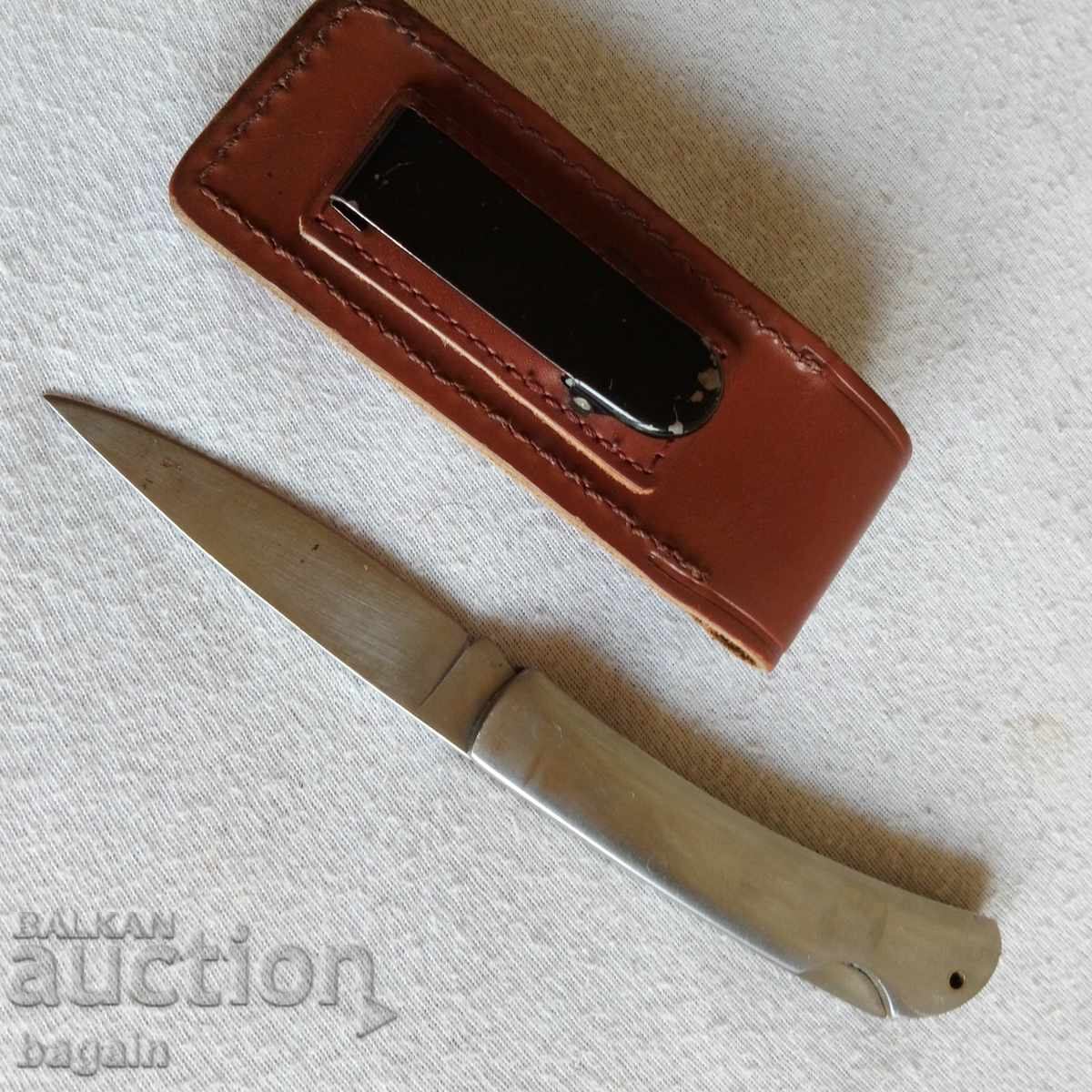 Cuțit pliabil Markov cu preț 40.00 BGN | € 20.45