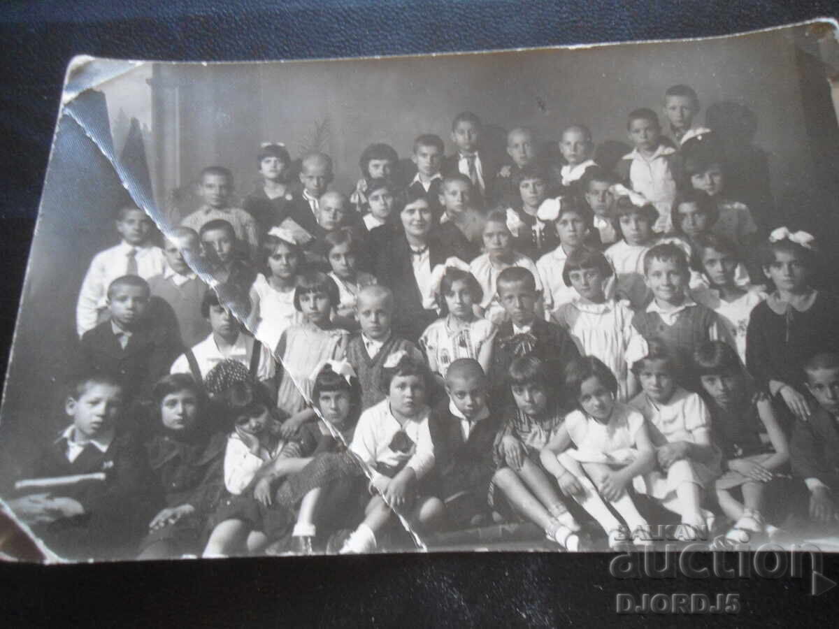 Стара снимка, Отъ II-а отделение, 1933 год. Стара снимка, Отъ II-а отделение, 1933 год.