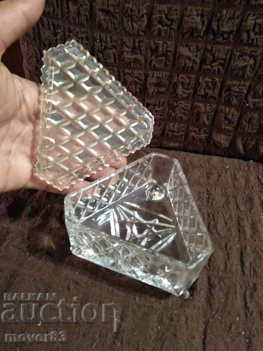 Auction  Sugar bowl/candy dish. Glass