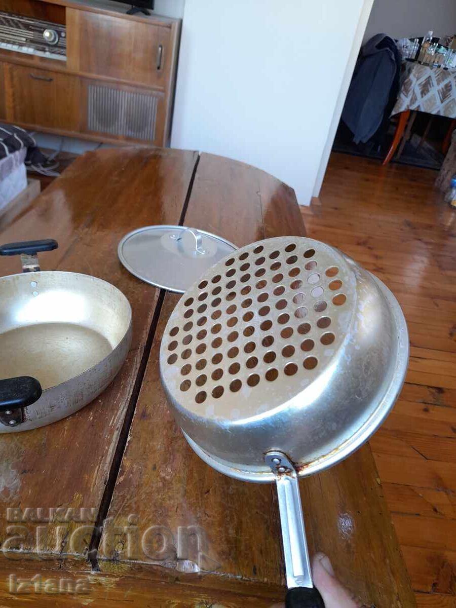 Доставка на Стар алуминиев тиган Доставка на Стар алуминиев тиган