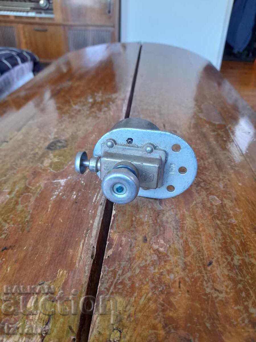 Παλιό τραπέζι κλειδιού Παλιό τραπέζι κλειδιού