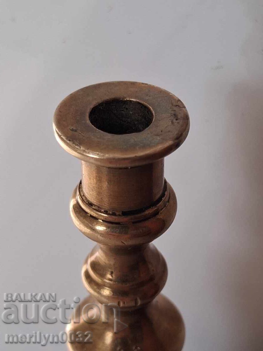 Стар бронзов свещник миньон свещ - 7