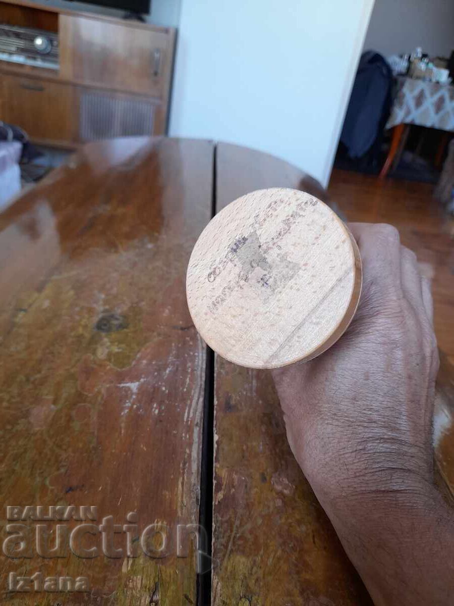 Delivery of Old hourglass