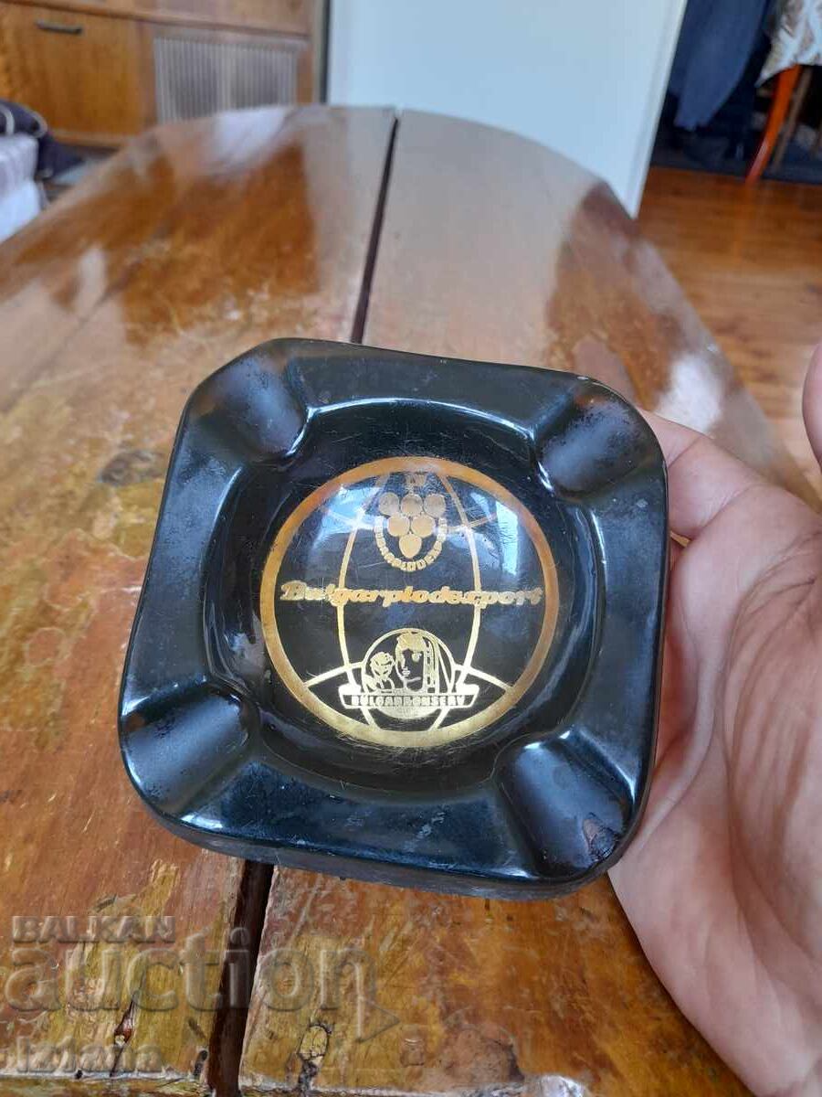 Licitație scrumieră veche Bulgarploexport Licitație scrumieră veche Bulgarploexport