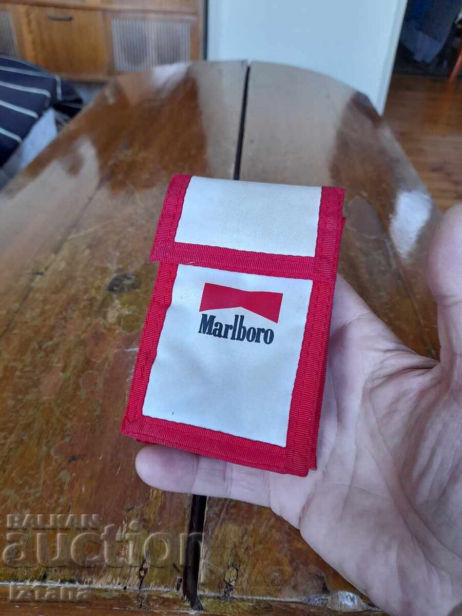 Old Marlboro case with price 55.00 BGN | € 28.12