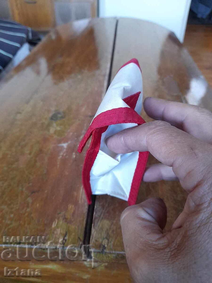 Delivery of Old Marlboro case