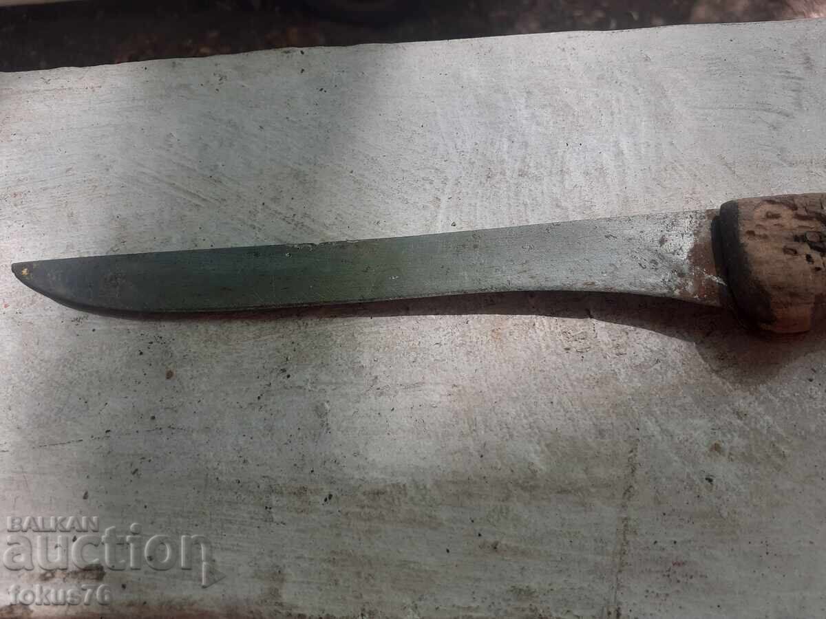Παλαιό βουλγαρικό μαχαίρι με τιμή 17.00 BGN | € 8.69