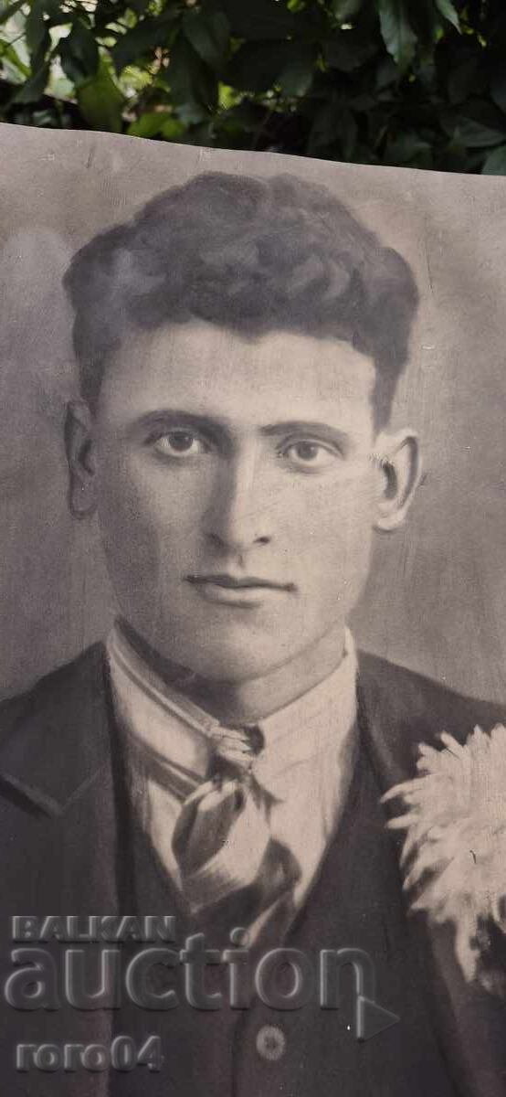 Delivery of OLD PHOTO - WW II