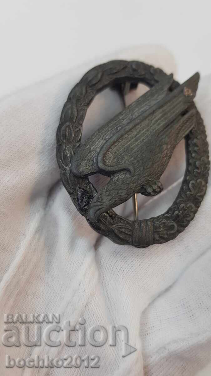 Σπάνιο γερμανικό παράσημο αλεξιπτωτιστή Β' Παγκοσμίου Πολέμου με τιμή 170.00 BGN | € 86.92