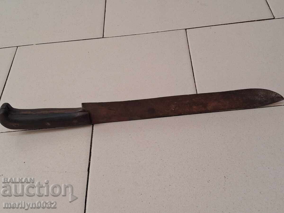 Παράδοση Μαχαίρι βοσκού, καραγκούλακ με μαύρη κέρατη λεπίδα