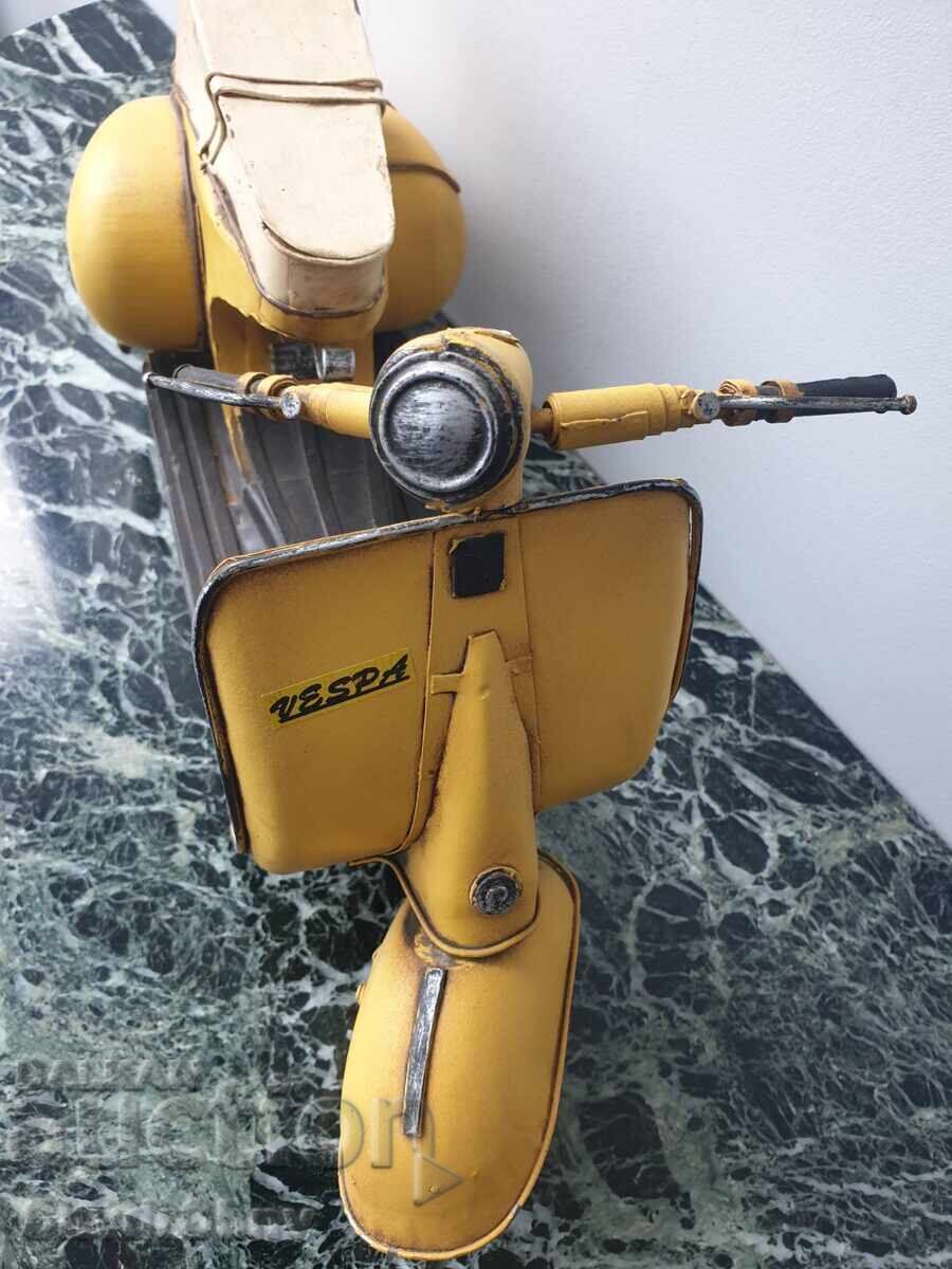 Old tin toy motorcycle/moped model VESPA with price 200.00 BGN | € 102.26 Old tin toy motorcycle/moped model VESPA with price 200.00 BGN | € 102.26