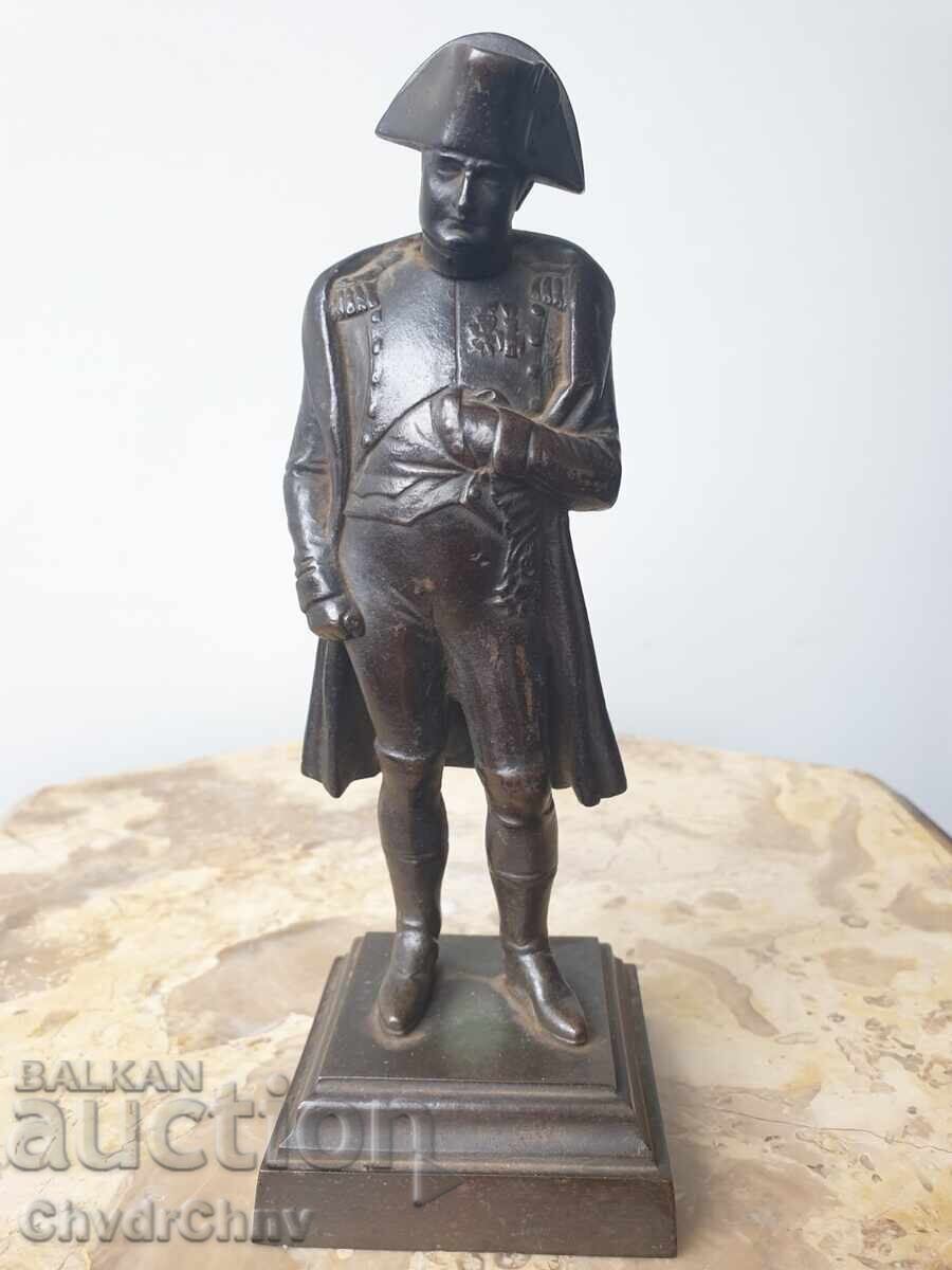 Statuetă de fier / figurină veche franceză din fontă a lui Napoleon