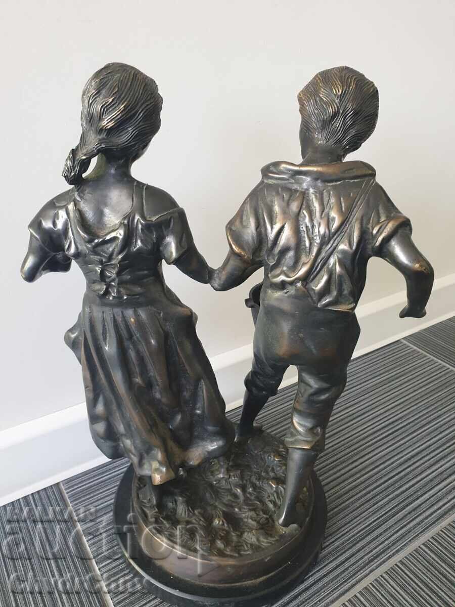 Marea sculptură veche franceză din bronz - figură / Moreau cu preț 1200.00 BGN | € 613.55