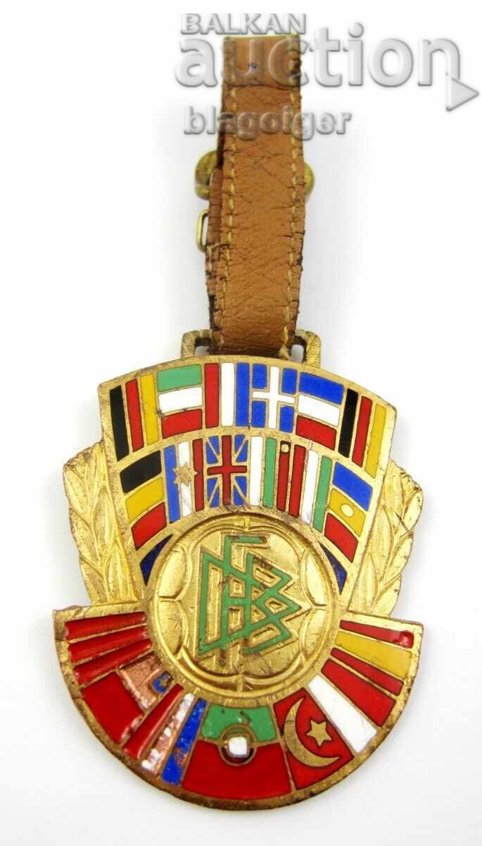 ΠΟΔΟΣΦΑΙΡΙΚΟ ΜΕΤΑΛΛΙΟ - ΓΕΡΜΑΝΙΚΗ ΠΟΔΟΣΦΑΙΡΙΚΗ ΟΜΟΣΠΟΝΔΙΑ - 1961