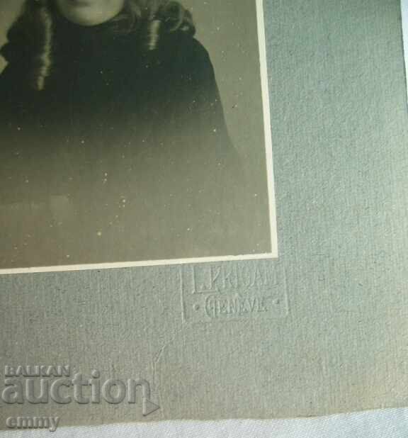 Παλιά φωτογραφία - κορίτσι, παιδί, Γενεύη, Ελβετία με τιμή 4.00 BGN | € 2.05