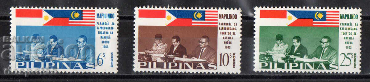 1965. Филипини. Приемане на филипинската конституция.