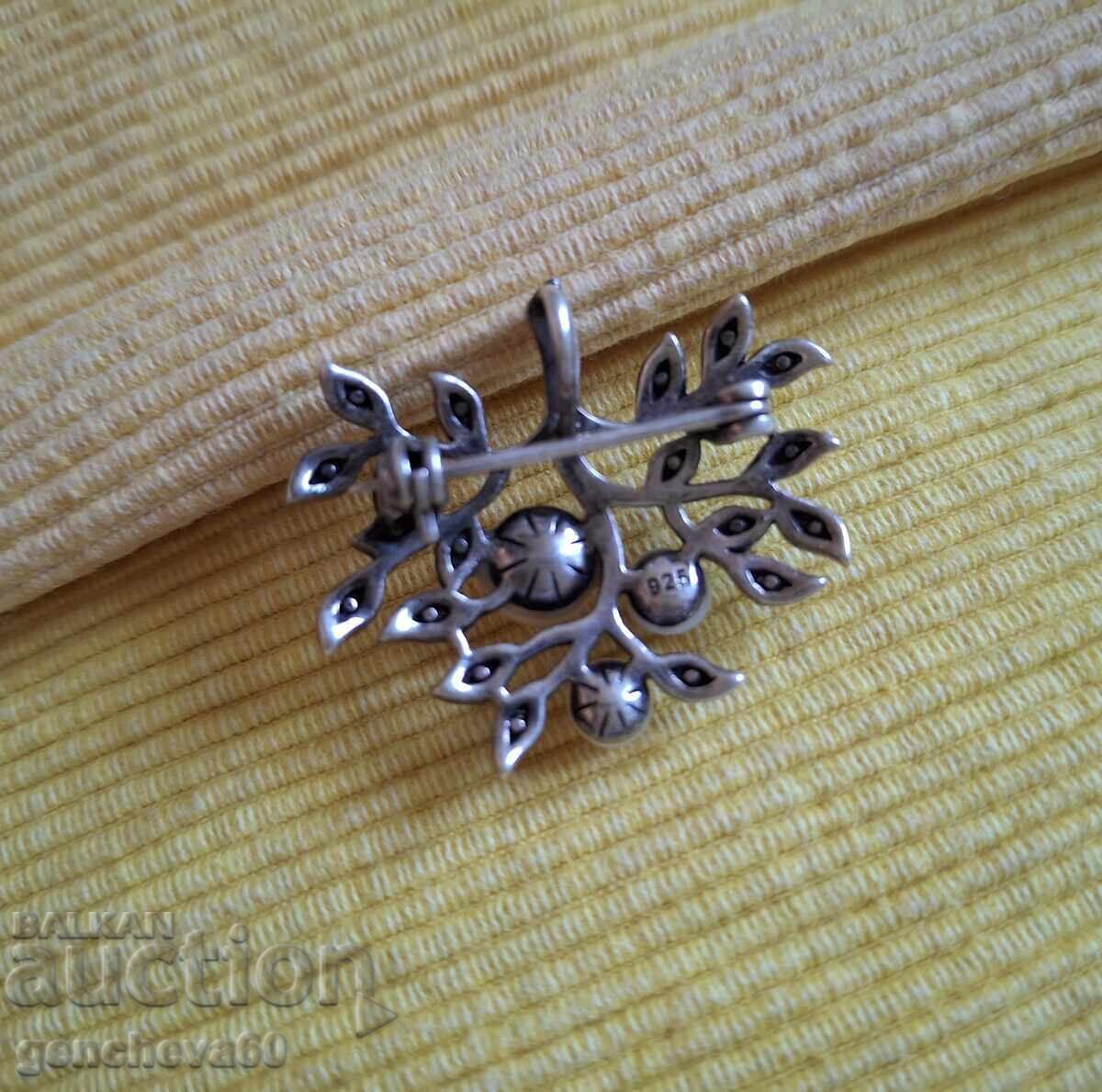 Old brooch with natural pearls, marcasite, enamel, silver with price 30.00 BGN | € 15.34