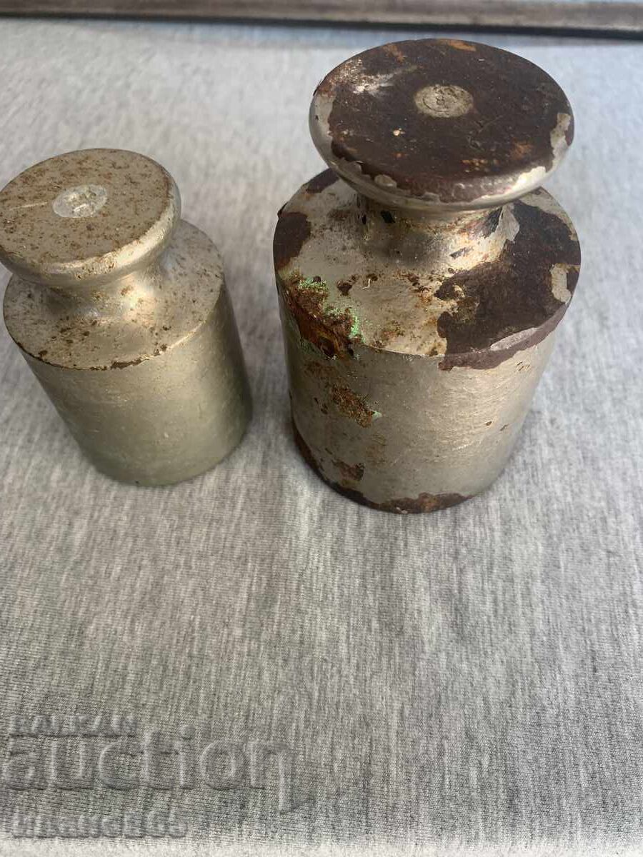 тежести за кантар 2кг и 1кг с цена 85.00 лв. | € 43.46 тежести за кантар 2кг и 1кг с цена 85.00 лв. | € 43.46