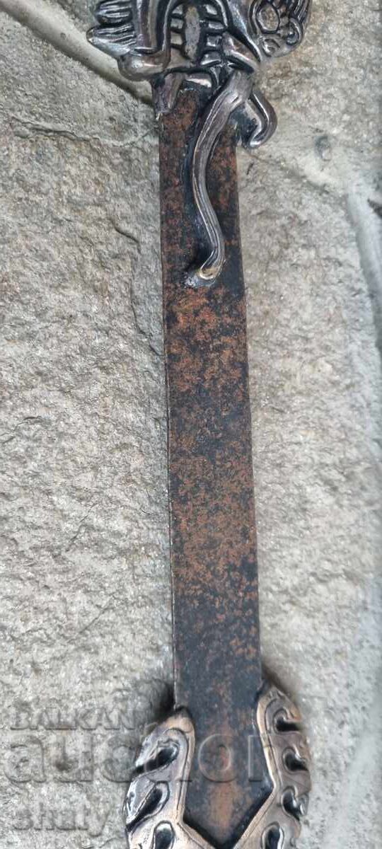 Licitație Cuțit ritual nepalez vechi