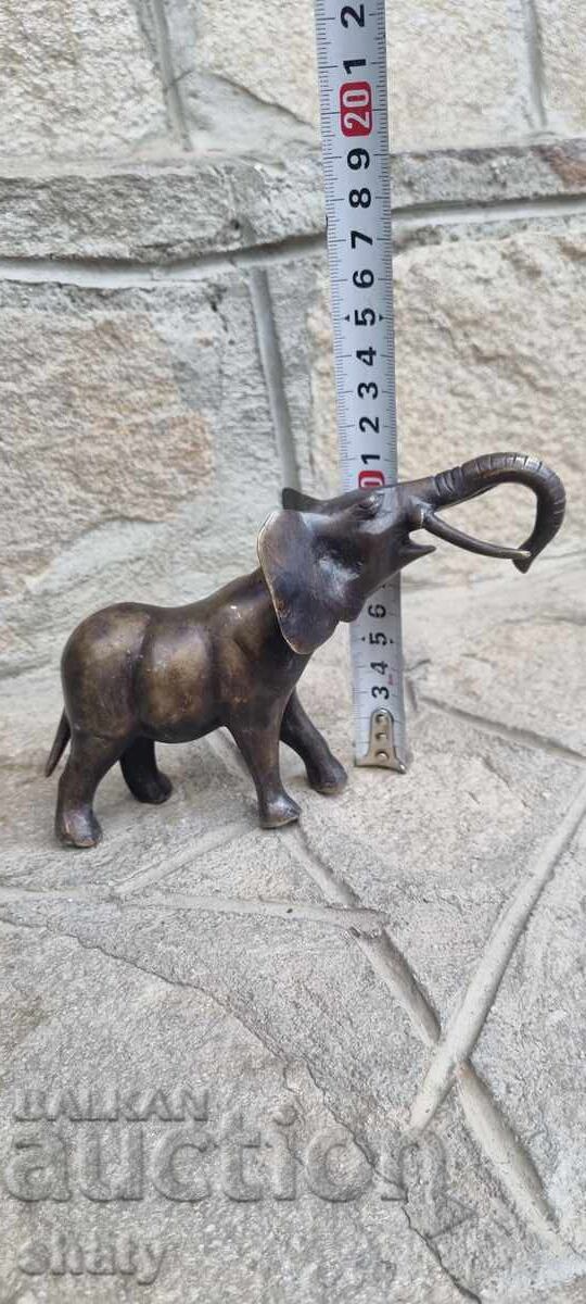 Δημοπρασία Χάλκινο γλυπτό. Φιγούρα ελέφαντα Δημοπρασία Χάλκινο γλυπτό. Φιγούρα ελέφαντα