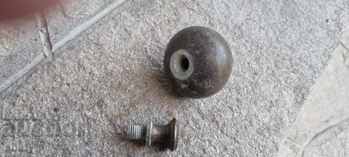 Delivery of Bronze Weight Delivery of Bronze Weight