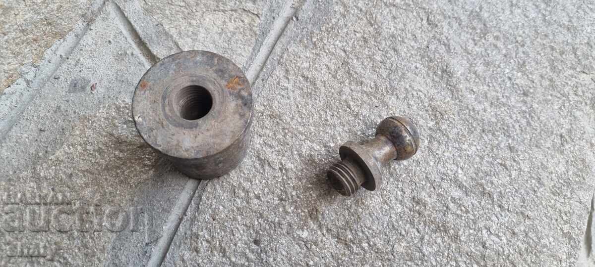 Delivery of Bronze Weight