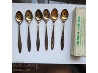 Lingurițe de ceai rusești argintate și aurite