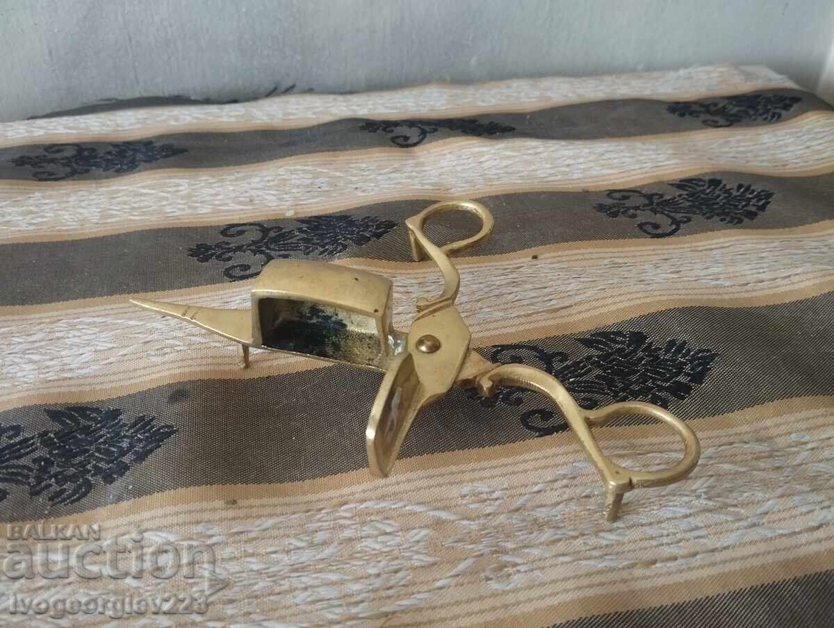 Licitație Foarfecă pentru stingerea lumânărilor