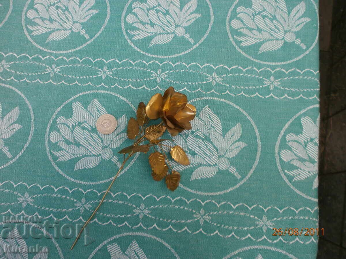 Rare bronze rose - 6 Rare bronze rose - 6